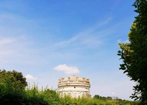 Visite Al Mausoleo Di Teodorico - Ravenna