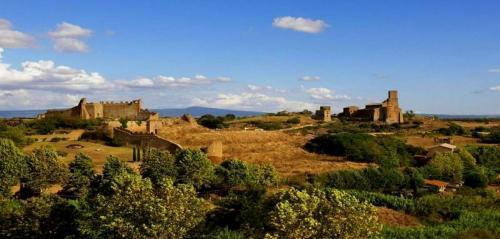 Tuscania: Uno Scrigno Da Aprire - Tuscania