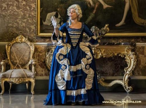 Ballo A Corte - Napoli