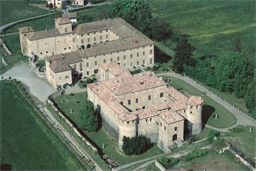 Pasqua Alla Rocca Di Agazzano - Agazzano