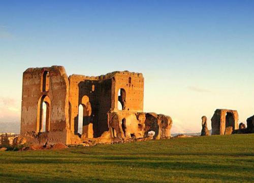 La Villa Dei Quintili - Roma
