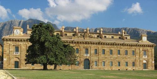 Reale Casina Di Caccia Di Re Ferdinando 3° - Corleone