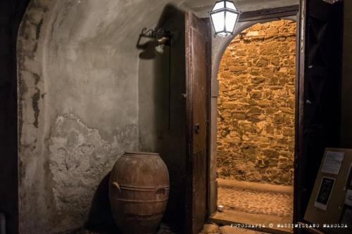 Torchiara Di Portone In Portone - Torchiara