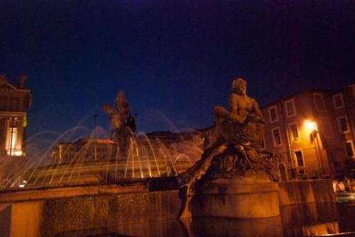 Acque E Fontane Di Roma Al Chiaro Di Luna - Roma