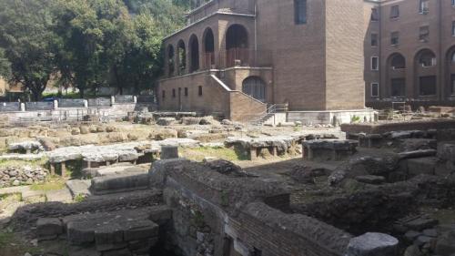 Area Sacra Sant'omobono - Roma