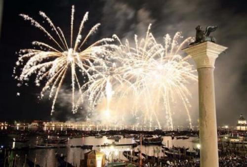 Capodanno Al Ristorante La Rivista Di Venezia - Venezia