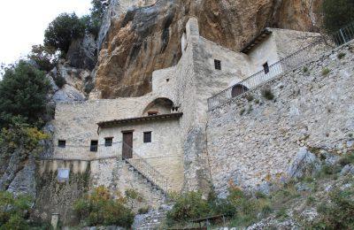 Magie Umbre: Cascate Ed Eremi, Mulini Ed Olio - Foligno