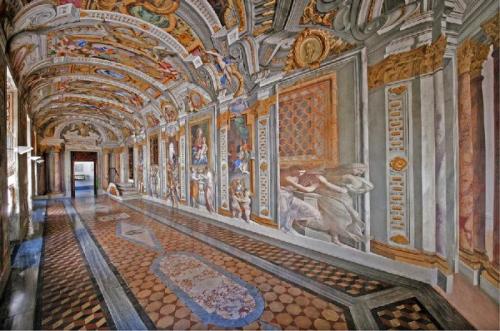Stanze Di Sant'ignazio, Corridoio Andrea Pozzo, Oratorio Del Caravita - Roma