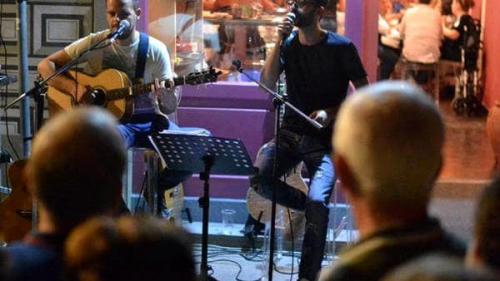 Su E Giù Per Il Viale - Massa Lombarda