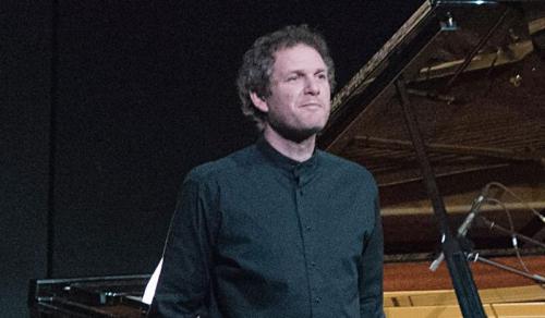 Raccolgo I Fiori Nel Giardino - Ancona