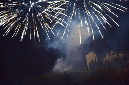 Fuochi D'artificio Al Castello Di Arco - Arco