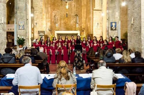 La Giovane Voce Di Arezzo Nel Mondo - Arezzo