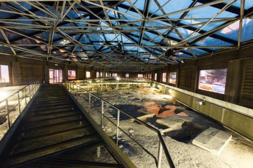 A Taranto La Birra Si Beve Nella Necropoli - Taranto