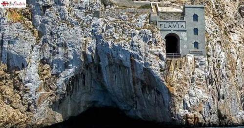 Miniera Di Porto Flavia E Parco Monteponi - Iglesias