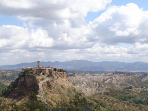 Tramonto Sulla Valle Dei Calanchi A Bagnoregio - Bagnoregio