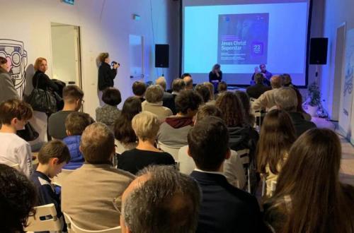 Black Mirror E I Mondi Sociali Riflessi - Salerno