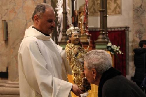 Bacio Del Bambinello E Befana Corese - Cori