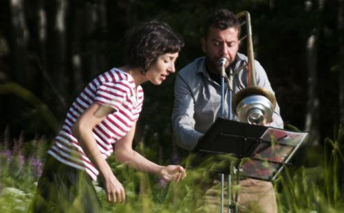 Ladies In Mercedes A Ferrara - Ferrara
