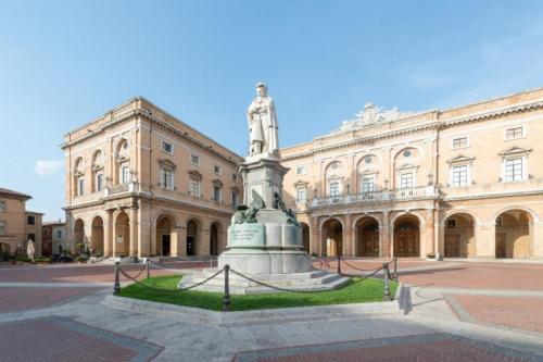 Infinito Leopardi: Il Grande Evento A Recanati - Recanati