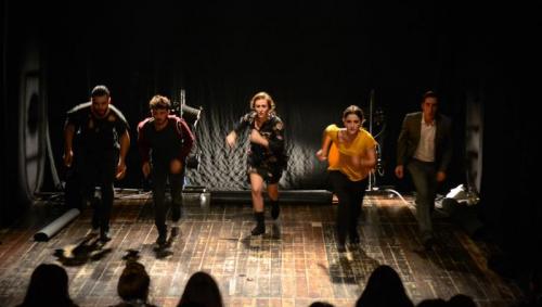 Scene Di Libertà A Sala Ichos - Napoli