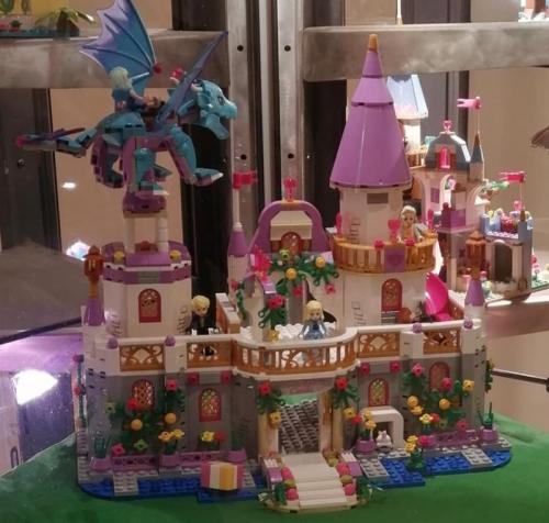 Mattoncini In Massa A Massa Lombarda - Massa Lombarda