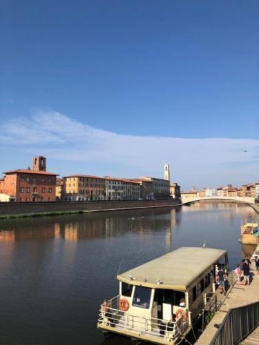 Scoprire Pisa Navigando L’arno - Pisa