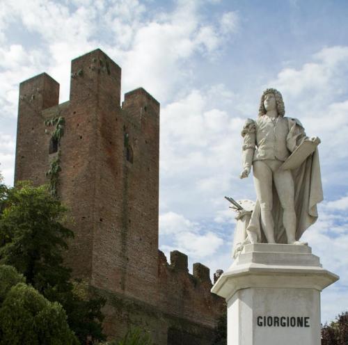 Di Castello In Castello - In Viaggio Nella Pedemontana - 