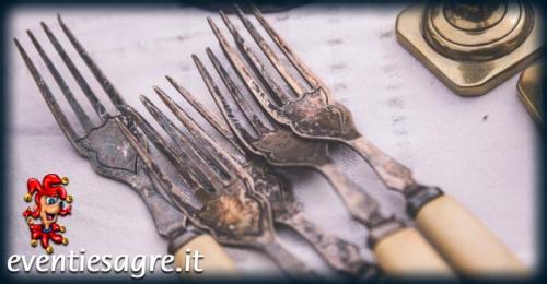 Il Mercatino Dell'antiquariato A Susa - Susa