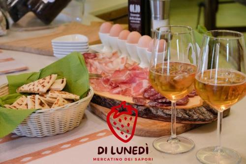 Di Lunedì A Castrocaro Terme - Castrocaro Terme E Terra Del Sole