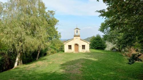 Alla Scoperta Di Castelcies Tra Pittoresche Chiesette E Boschi - Cavaso Del Tomba