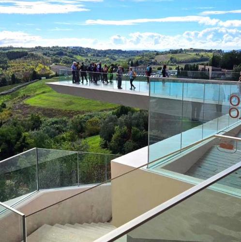 Peccioli Il Borgo E La Madonna Delle Serre Winetrek - Peccioli