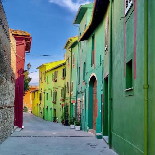 Tour A Ghizzano Il Borgo Colorato - Peccioli