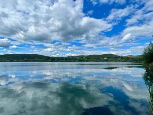 Lago Dell'accesa E Cascata Bruna - Massa Marittima