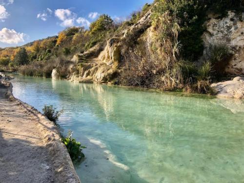 Il Canto Del Fiume: Cammino Alle Gole Dell'orcia - Castiglione D'orcia