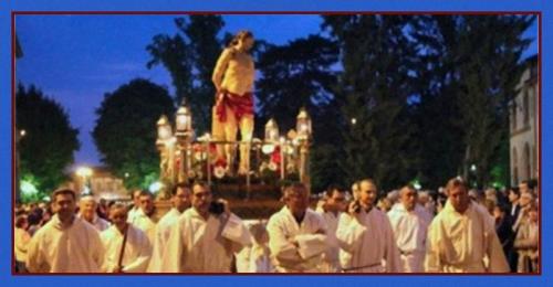 Processione Delle Macchine A Vercelli - Vercelli