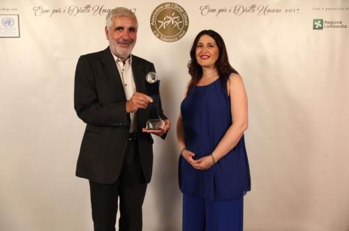 Premio Eroe Per I Diritti Umani