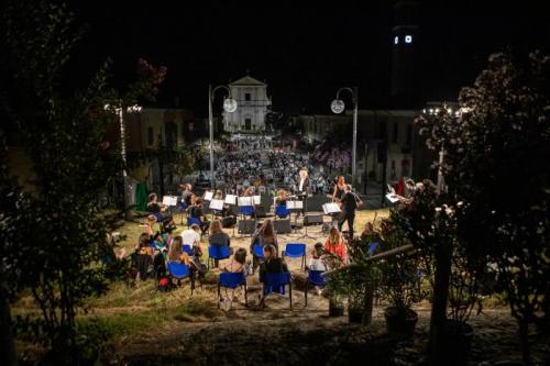 Stienta Per Una Notte Capitale Del Pop Con Il Maestro Diego Basso