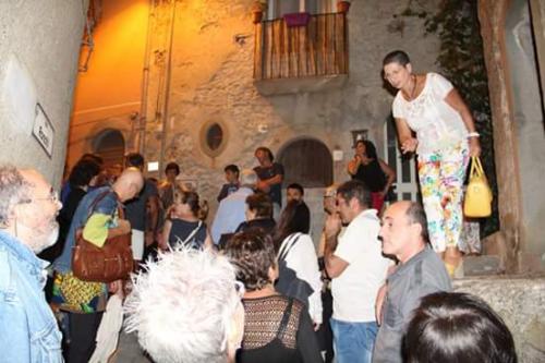 Grande Successo Per La Passeggiata Romantica