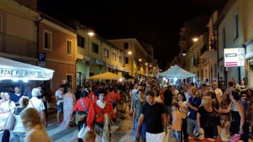 Mirtò Ad Olbia  Per La  Fiera Degli Antichi Sapori.  E' Stato Un Successo Di Pubblico.