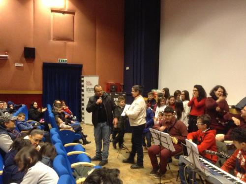 Cerimonia Di Consegna Dei Doni Presso La Sala Farina