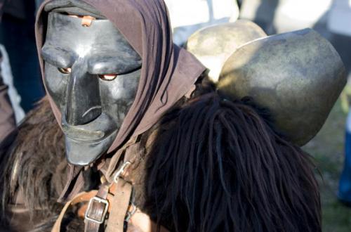 Bus Da Cagliari Carnevale Di Mamoiada - Harrasehare