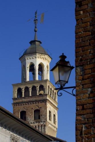 La Luna Dalla Torre Civica - Saluzzo