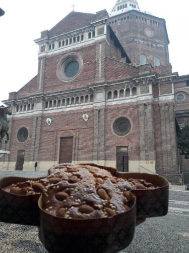 Pavia Culinaria: Sulle Ali Di Una Colomba - Pavia