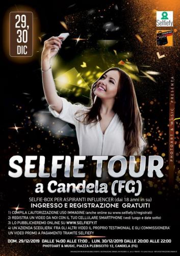Selfie Tour - Candela