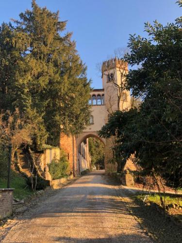 Il Wine Trekking Delle Ville Torrazzesi - Borgo Priolo